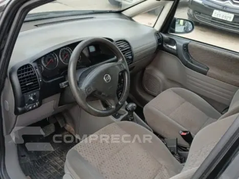 ZAFIRA - 2.0 MPFI ELEGANCE 8V 4P AUTOMÁTICO