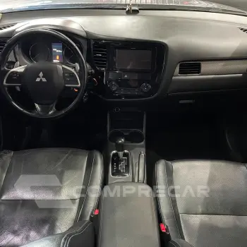 OUTLANDER 2.0 16V 160cv Aut.