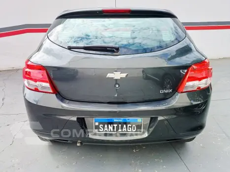 ONIX HATCH LS 1.0 8V FlexPower 5p Mec.
