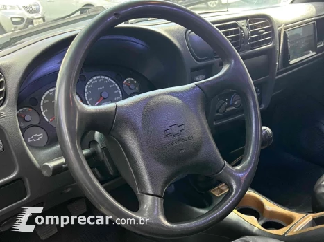 BLAZER 2.4 MPFI ADVANTAGE 4X2 8V GASOLINA 4P MANUAL