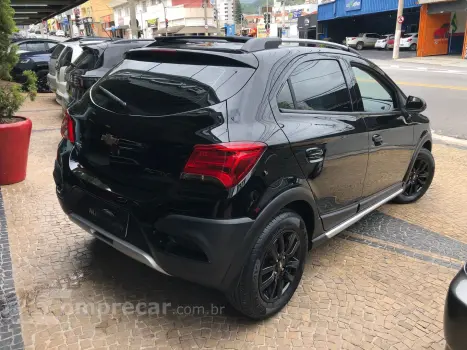 Onix 1.4 Mpfi Activ 8V Flex 4P Automático