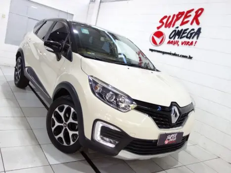 Renault CAPTUR - 1.6 16V SCE INTENSE X-TRONIC 4 portas