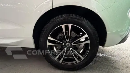 XC 60 T-5 MOMENTUM 2.0 254cv AWD 5p