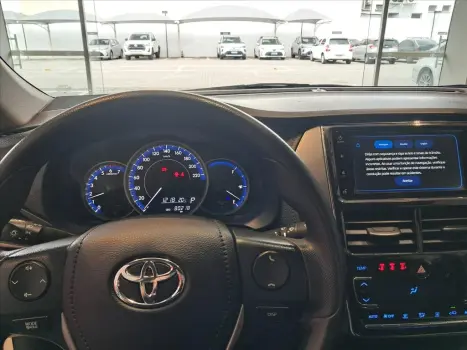 YARIS 1.5 16V FLEX SEDAN XL LIVE MULTIDRIVE