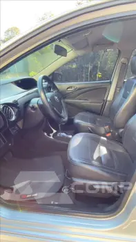 ETIOS 1.5 PLATINUM SEDAN 16V FLEX 4P AUTOMÁTICO