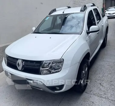 Renault DUSTER OROCH 2.0 16V Dynamique 4 portas