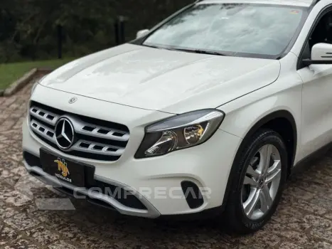 GLA 200 Style 1.6 TB 16V/Flex Aut.