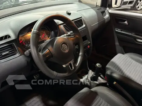 CROSSFOX 1.6 MI FLEX 8V 4P MANUAL