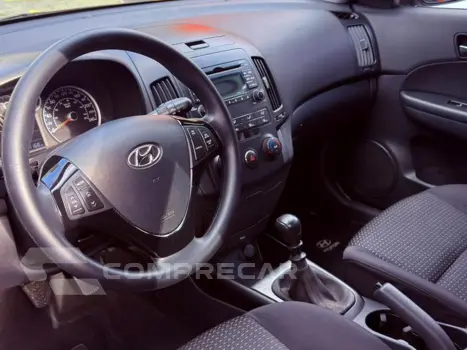 I30 2.0 Mpfi Gls 16V Gasolina 4P Manual