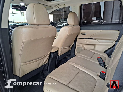 OUTLANDER 3.0 4X4 V6 24V