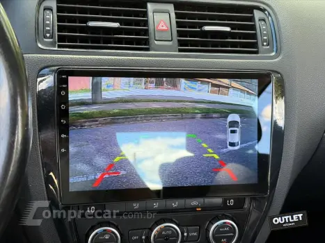 JETTA 2.0 COMFORTLINE FLEX 4P TIPTRONIC