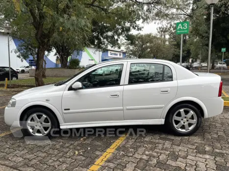 ASTRA 2.0 MPFI Advantage 8V