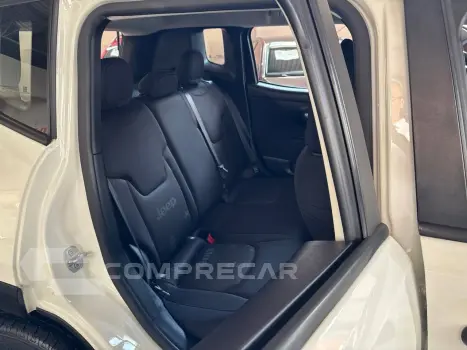 Renegade 1.8 4x2 Flex 16V Aut.