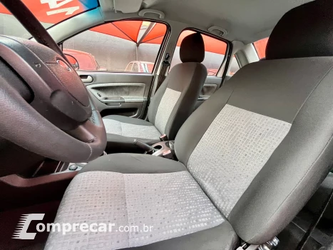 FIESTA 1.6 MPI Sedan 8V