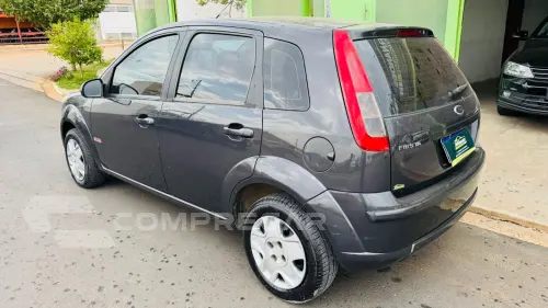 FIESTA 1.6 MPI Class Hatch 8V