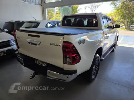 HILUX 2.8 D-4D TURBO DIESEL CD SR 4X4 AUTOMÁTICO