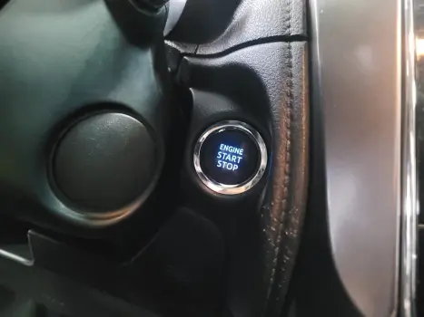 YARIS XS Sedan 1.5 Flex 16V 4p Aut.