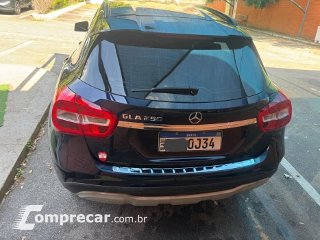 GLA 200 1.6 CGI Style 16V Turbo
