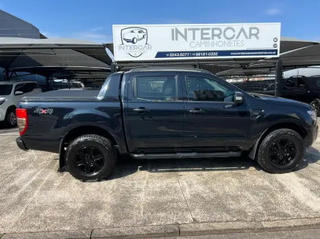 FORD RANGER 3.2 LTD 4X4 CD 20V 4 portas