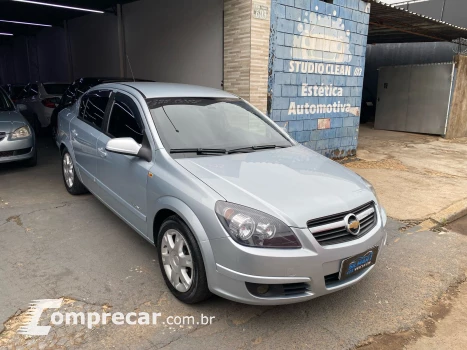 VECTRA 2.0 MPFI Elegance 8V