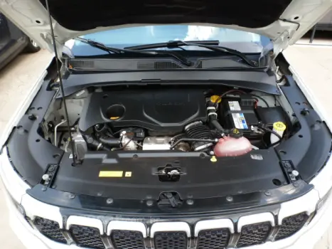 COMMANDER 1.3 T270 Turbo Longitude