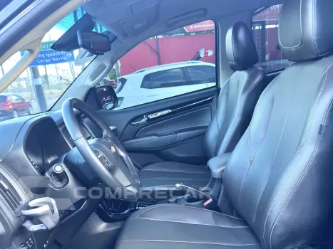 S10 2.8 16V TURBO DIESEL HIGH COUNTRY CD 4X4 AUTOMÁTICO