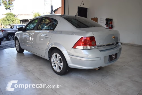 VECTRA 2.0 MPFI Elegance 8V