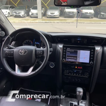 Hilux SW4 SRX 4x4 2.8 TDI 16V Dies. Aut.