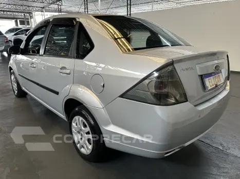 FIESTA 1.6 MPI Class Sedan 8V