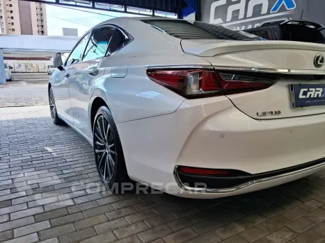 ES 300 H 2.5 16V 4P LUXURY HÍBRIDO AUTOMÁTICO CVT
