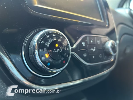 CAPTUR Intense 2.0 16V Flex 5p Aut.