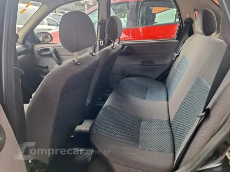 CLASSIC - 1.0 MPFI LS 8V 4P MANUAL