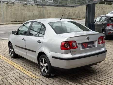 POLO SEDAN - 1.6 MI 8V 4P MANUAL
