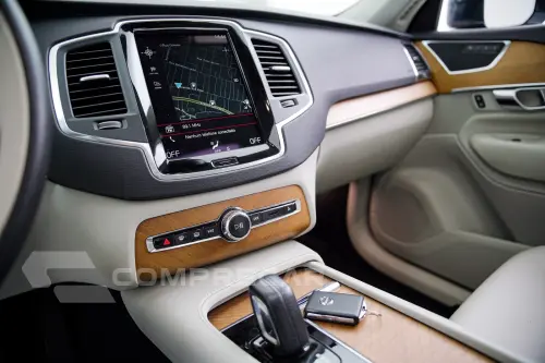 XC 90 T-8 MOMENTUM 2.0 (Híbrido)