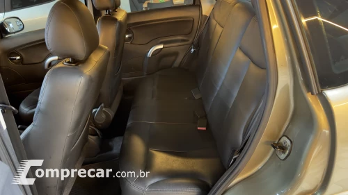 C3 1.4 I Exclusive 8V