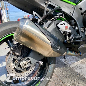 NINJA ZX10R