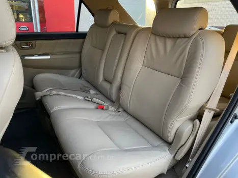 HILUX SW4 2.7 SR 7 LUGARES 4X2 16V FLEX 4P AUTOMÁTICO