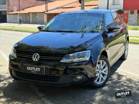 JETTA 2.0 COMFORTLINE FLEX 4P TIPTRONIC