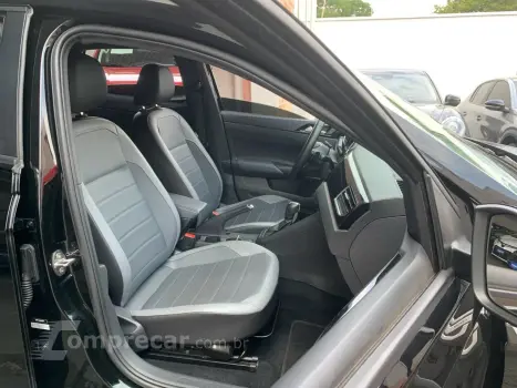 Nivus Highline 1.0 200 TSI Flex Aut.