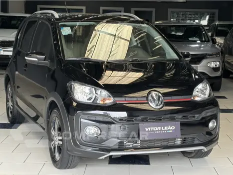Volkswagen UP 1.0 170 TSI TOTAL FLEX XTREME 4P MANUAL 4 portas