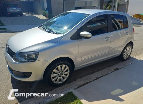 Volkswagen FOX 1.6 MI 8V 4 portas