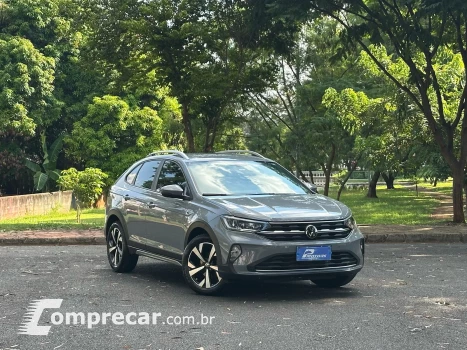 Volkswagen NIVUS 1.0 200 TSI Highline 4 portas