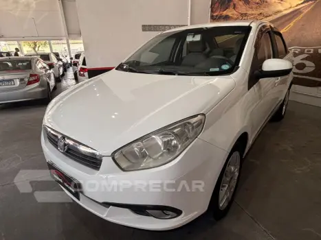 Fiat Grand Siena 1.6 16V 4P ESSENCE FLEX 4 portas