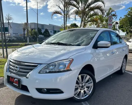 NISSAN SENTRA 2.0 SL 16vstart 4 portas