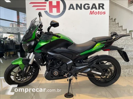 DOMINAR 400