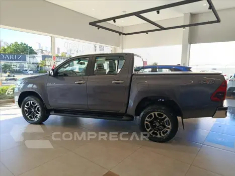 HILUX 2.8 D-4D TURBO DIESEL CD SRV 4X4 AUTOMÁTICO