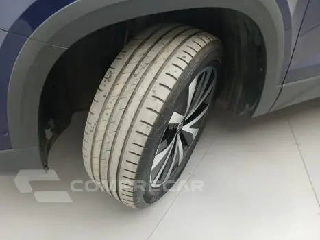 TAOS 1.4 250 TSI TOTAL FLEX HIGHLINE AUTOMÁTICO