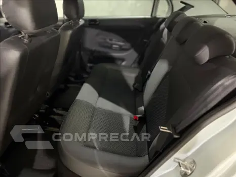 VOYAGE 1.0 12V MPI Totalflex
