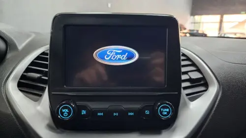 Ka+ Sedan 1.0 SE/SE PLUS TiVCT Flex 4p