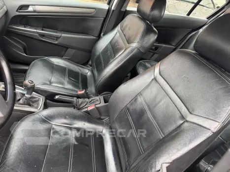 VECTRA 2.0 MPFI GT Hatch 8V